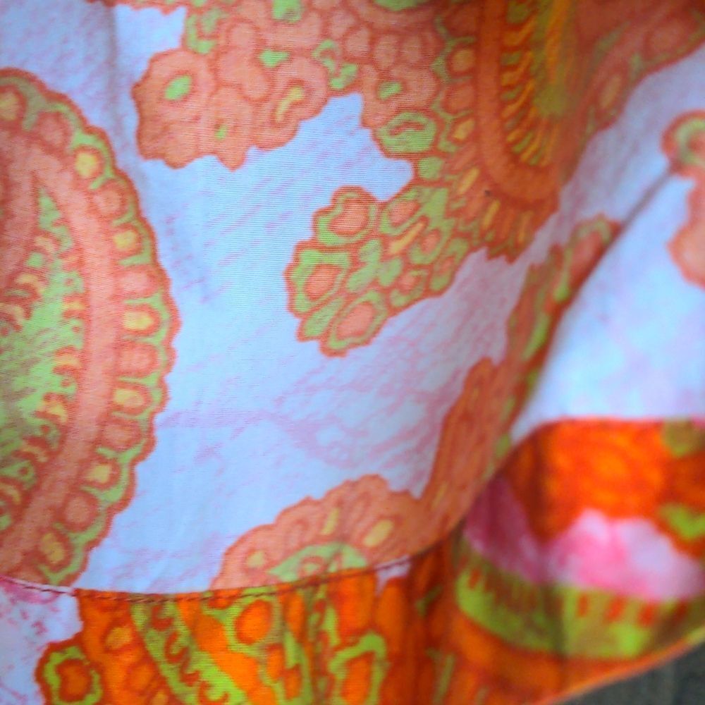 Trunks Beach Couture Colorful Paisley Bermuda Shorts Size 6 - Picture 9 of 9